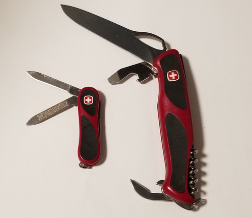 Victorinox wenger lot - victorinox, ranger