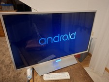 Philips Ambilight 31,5 Zoll