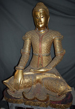 Großer Holzbuddha, Birma, vergoldet, Lack- & Glasapplikationen, 84cm