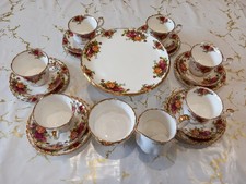 ROYAL ALBERT COUNTRY ROSES