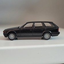5er BMW 525i touring (E34) Herpa 1:87 * schwarz-met.