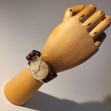 Seltene Vintage-Chronograph Suisse Armbanduhr aus 750er Gelbgold