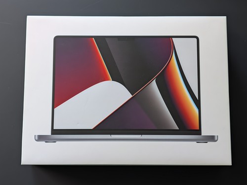 Original apple macbook - macbook, pro