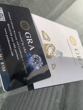 GRA-zertifizierter Moissanit