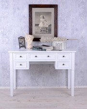 ROMANTISCHER  SCHREIBTISCH IM