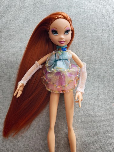 Winx club puppe - glam, magic
