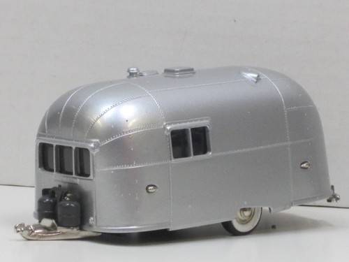 Streamlined american caravan - american, /