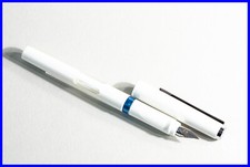Pelikano Model 7 P450 in White