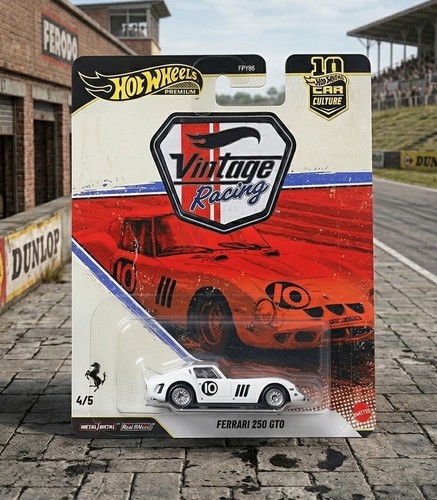 Hot wheels premium ferrari - hot,