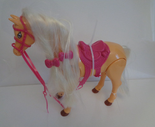 Teen puppe pferd geht - teen,
