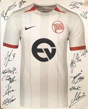 SIGNIERTES GROSSES KICKERS