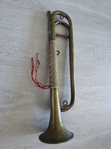 Altes signalhorn bugle - /, f
