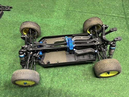 Yokomo max4 associated - b-max4, (associated