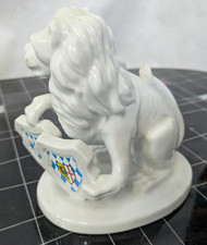 Vintage Porzellan Figur Bayerischer Löwe Wappen 12 cm weiß blau