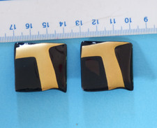 Schmuck (R56) eine Brosche der Firma Rosenthal aus Porzellan