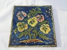 Karlsruher Majolika 7522 Stiefmütterchen Meschede Wandplatte Kachel Fliese