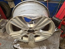 Mercedes W204 Leichtmetallfelgen 17 Zoll A 204 40160 02