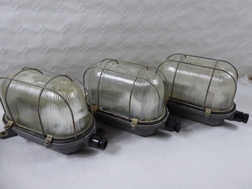 Alte bunkerlampe metall - alte,