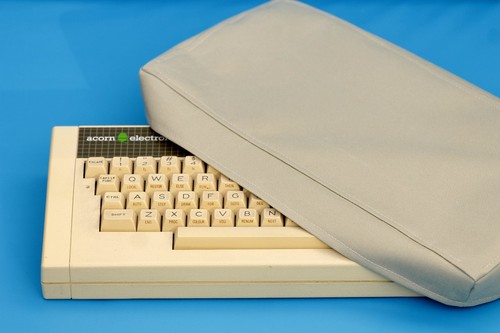 Dustcover acorn bbc - acorn,