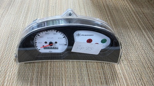 Piaggio zip tacho aus - zip,