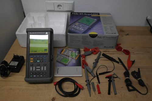 Fluke 105 scopemeter series - fluke,