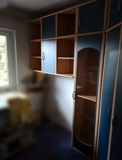 Eckkleiderschrank Buche/Blau mit passendem Eckregal