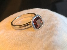 TCHIBO Ring mit braunem Stein