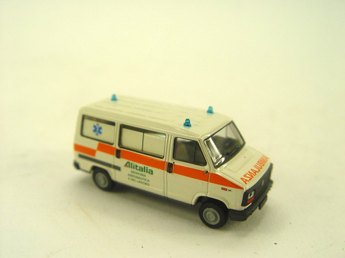 Ambulanza alitalia fiat ducato - alitalia,