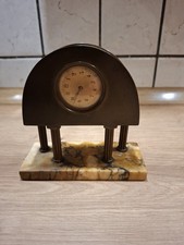 Tisch oder Kaminuhr Marmor und Bronze