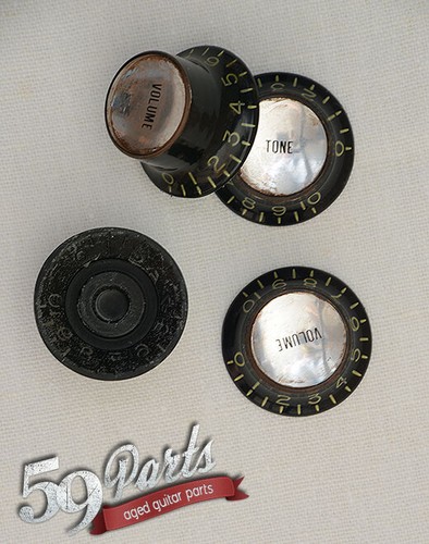 Aged relic gibson reflector - aged,