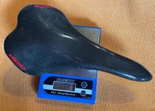 RENNRAD, MTB, CARBON SATTEL, Titanium Röhrchen, federleicht und echt bequem