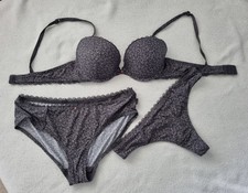 Esprit Set Push up BH & Bikinislip & Stringtanga in Gr 80 A / Gr 40 NEU