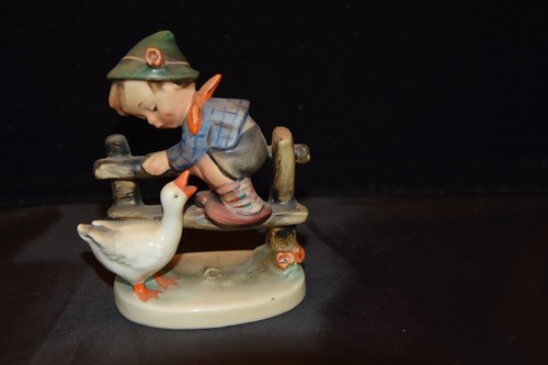 Hummelfigur angsthase - hummelfigur,