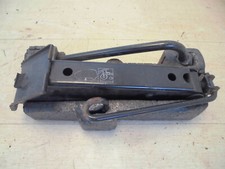 Wagenheber mit Radschlüssel