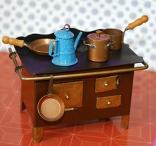 sehr kleiner alter Puppenherd