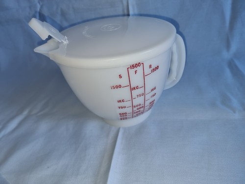 Tupperware alter candy - tupperware,