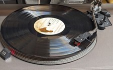 wertiger Plattenspieler