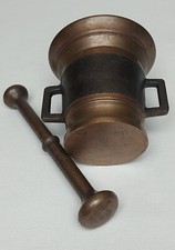 Alter Mörser mit Stössel Messing Gefäß Apotheker 1400 Gramm  Höhe 10 cm