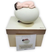 Anne Geddes Ava auf dem Ei Figur Skulptur Limitierte Auflage Kunstharz Modell