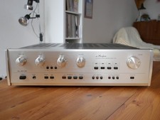 Accuphase E-204 High-End-Vollverstärker in Champagner