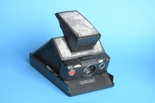 Polaroid SX-70 Land Camera Model 2 schwarz, mit eingelegtem Film