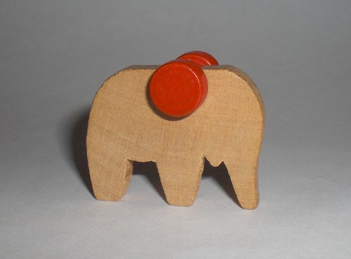 Altes holz spielzeug elefant - altes, holz-spielzeug: