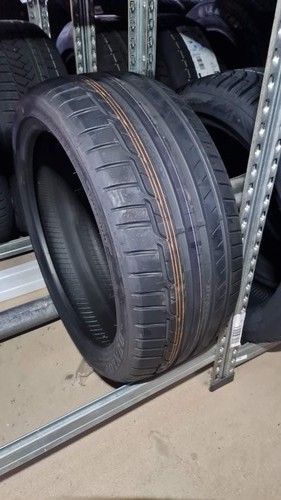 225 r18 92y - 225/40, dunlop