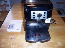 DeLonghi Kaffeevollautomat ECAM 22.110 B schwarz