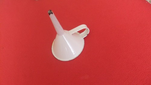 Emaille trichter metall weiß - emaille,