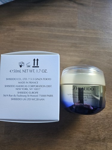 Shiseido tagescreme lift - shiseido,