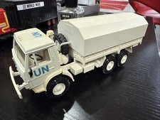 LKW Kamaz 4310 un Made in Russia, aus weißem Metall Maßstab 1:43