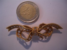 Diamantrosen 2 Ct. von feinster Farbe und Reinheit. Aus Kern Brosche ausgefasst.