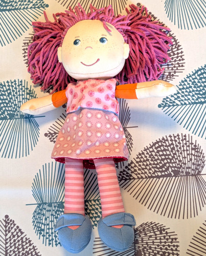 Weiche stoffpuppe von haba - weiche,