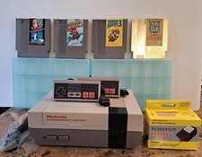 Nintendo NES Console Bundle +
